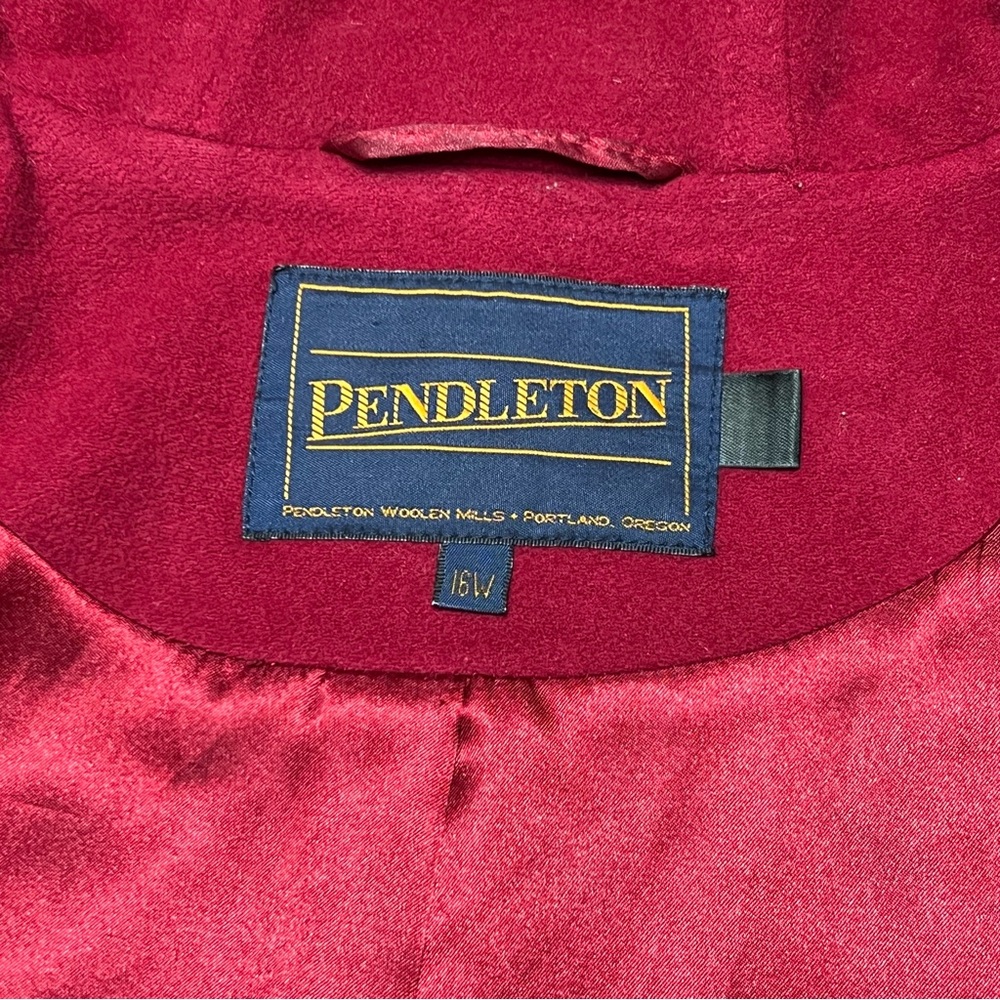 Pendleton Red Pea Coat with Hood and Double-Breasted Design - Picture 7 of 15